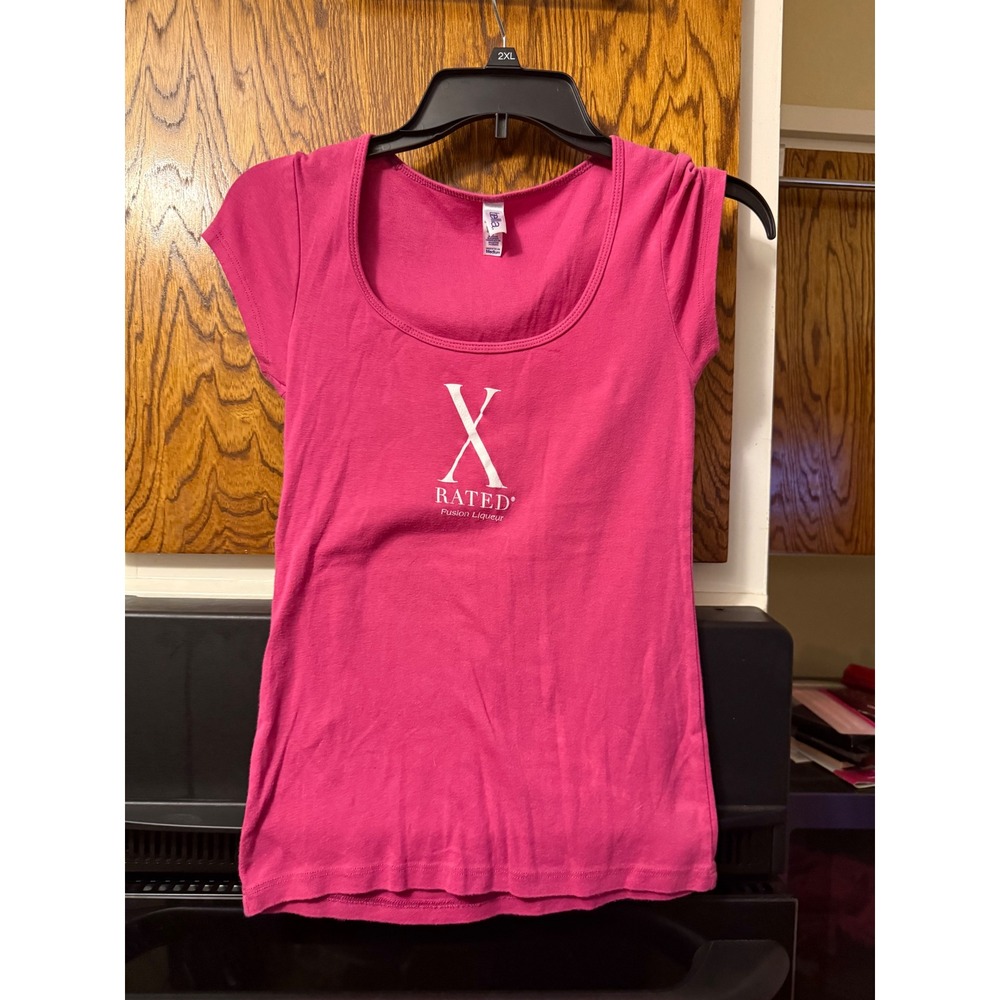 Bella‎ X-Rated Fusion Liqueur Pink Cap Sleeve Graphic Tee Shirt Womens Medium